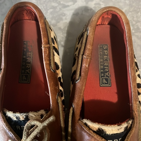 Leopard calf hair, Sperry sz 6.5 - Picture 3 of 5